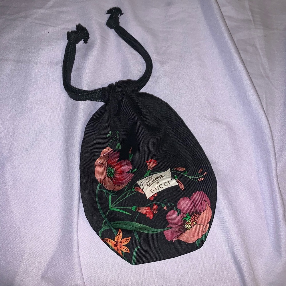 Authentic Flora by Gucci Perfume Pouch